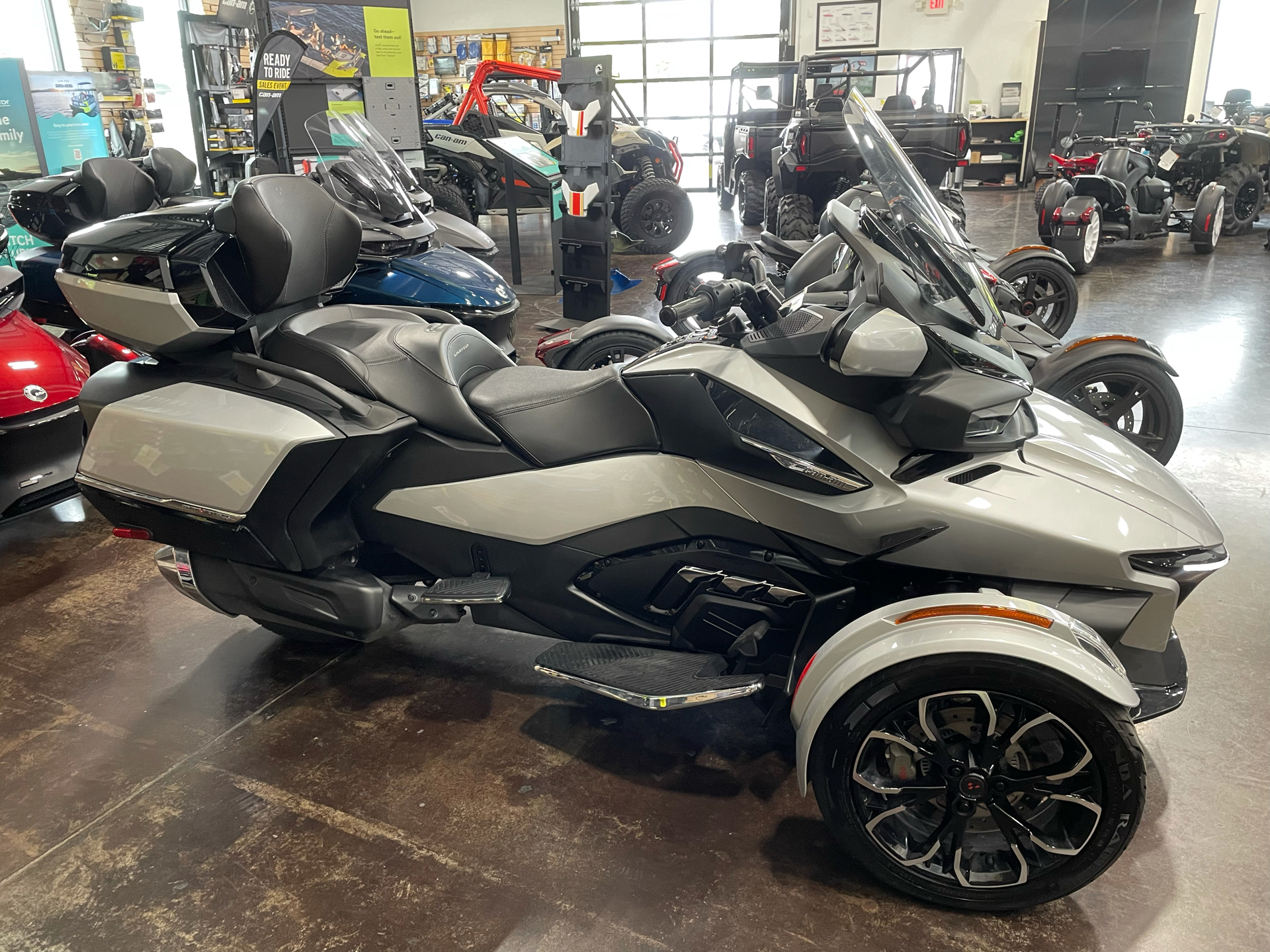 2022 Can-Am Spyder RT Limited in Portland, Oregon - Photo 2