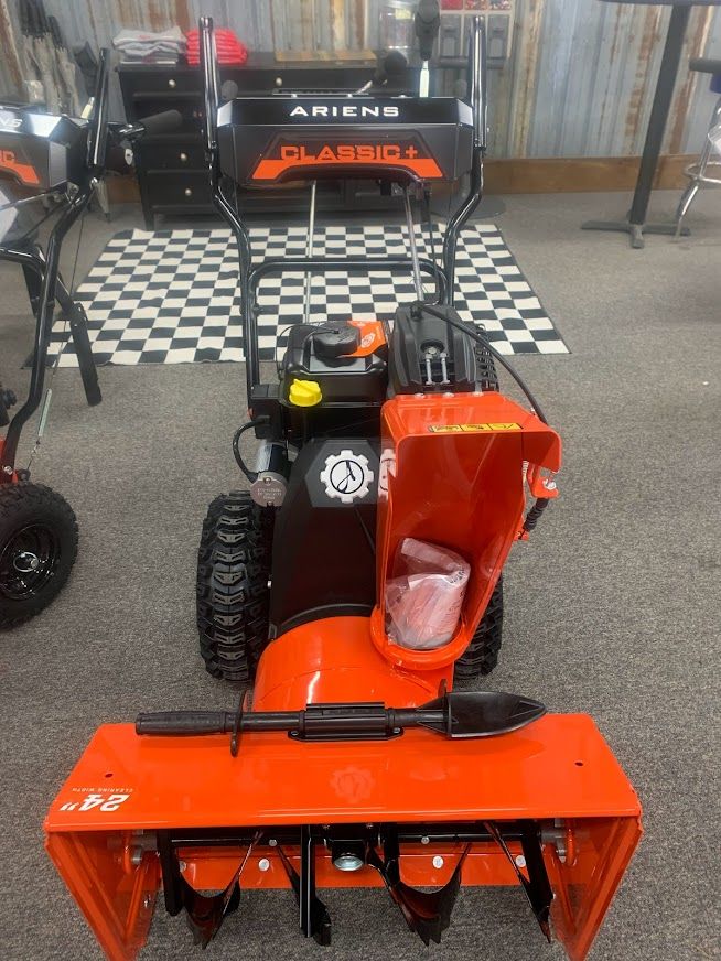 Ariens Classic 24+ in Calmar, Iowa - Photo 1