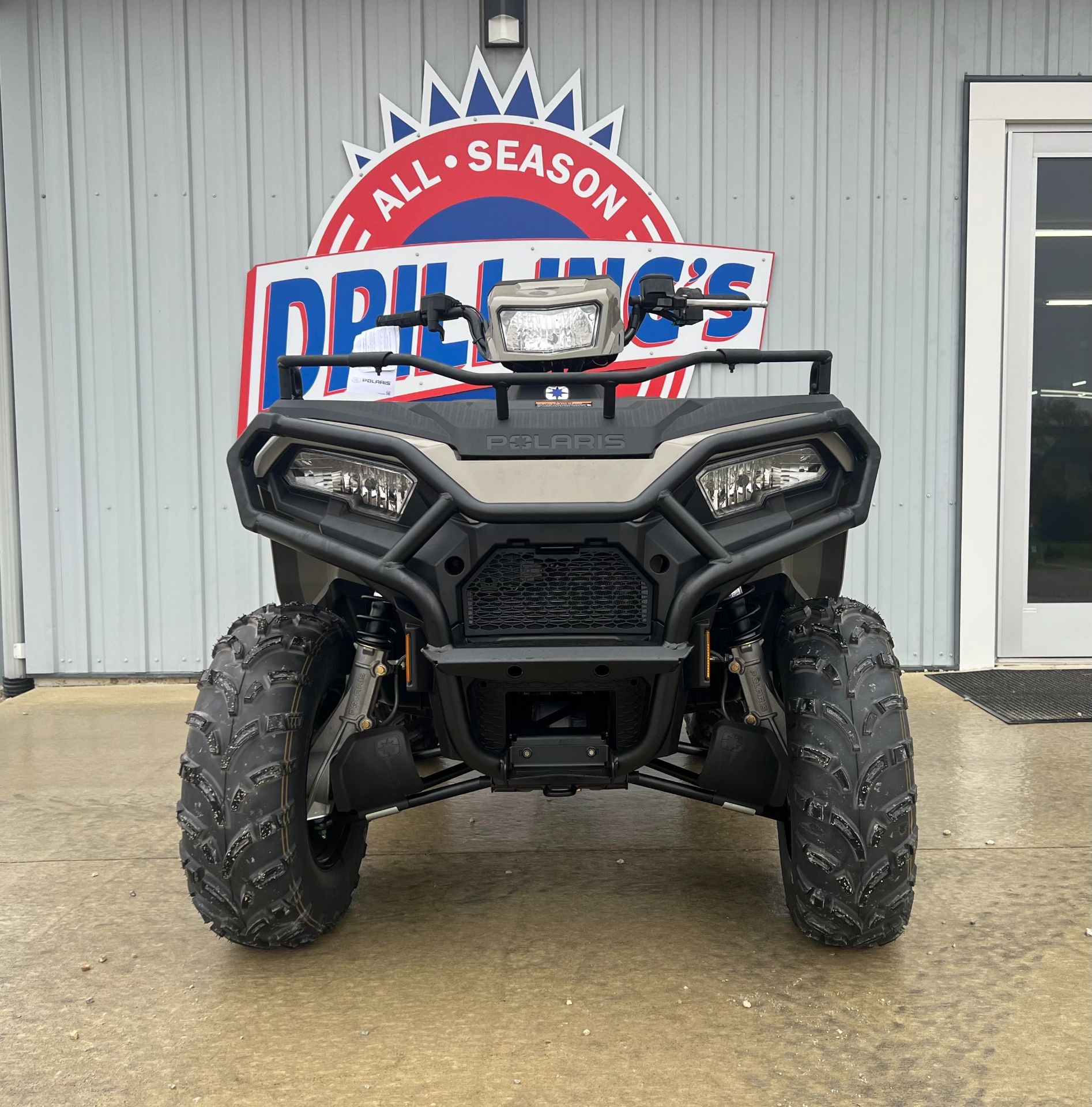 2024 Polaris Sportsman 570 EPS in Calmar, Iowa - Photo 2