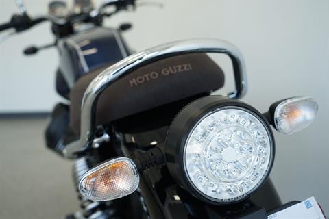 2022 Moto Guzzi V7 Special E5 in Roselle, Illinois - Photo 17