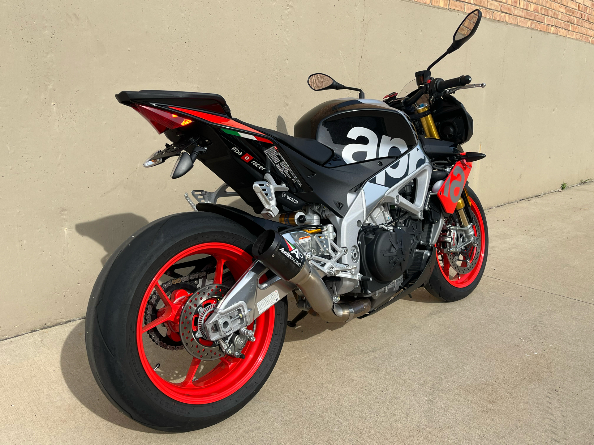 2018 Aprilia Tuono V4 Factory 1100 ABS in Roselle, Illinois - Photo 3