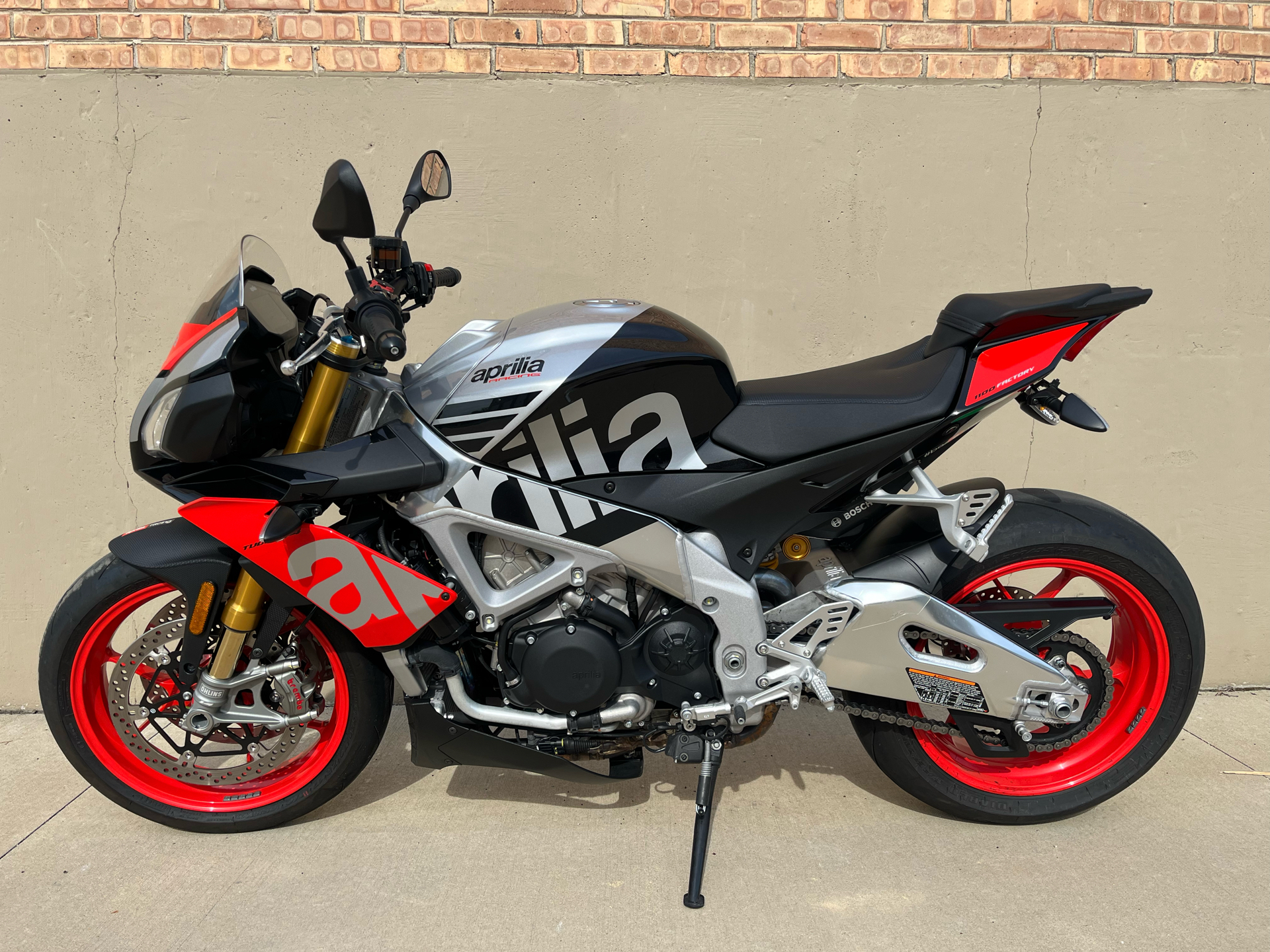 2018 Aprilia Tuono V4 Factory 1100 ABS in Roselle, Illinois - Photo 13