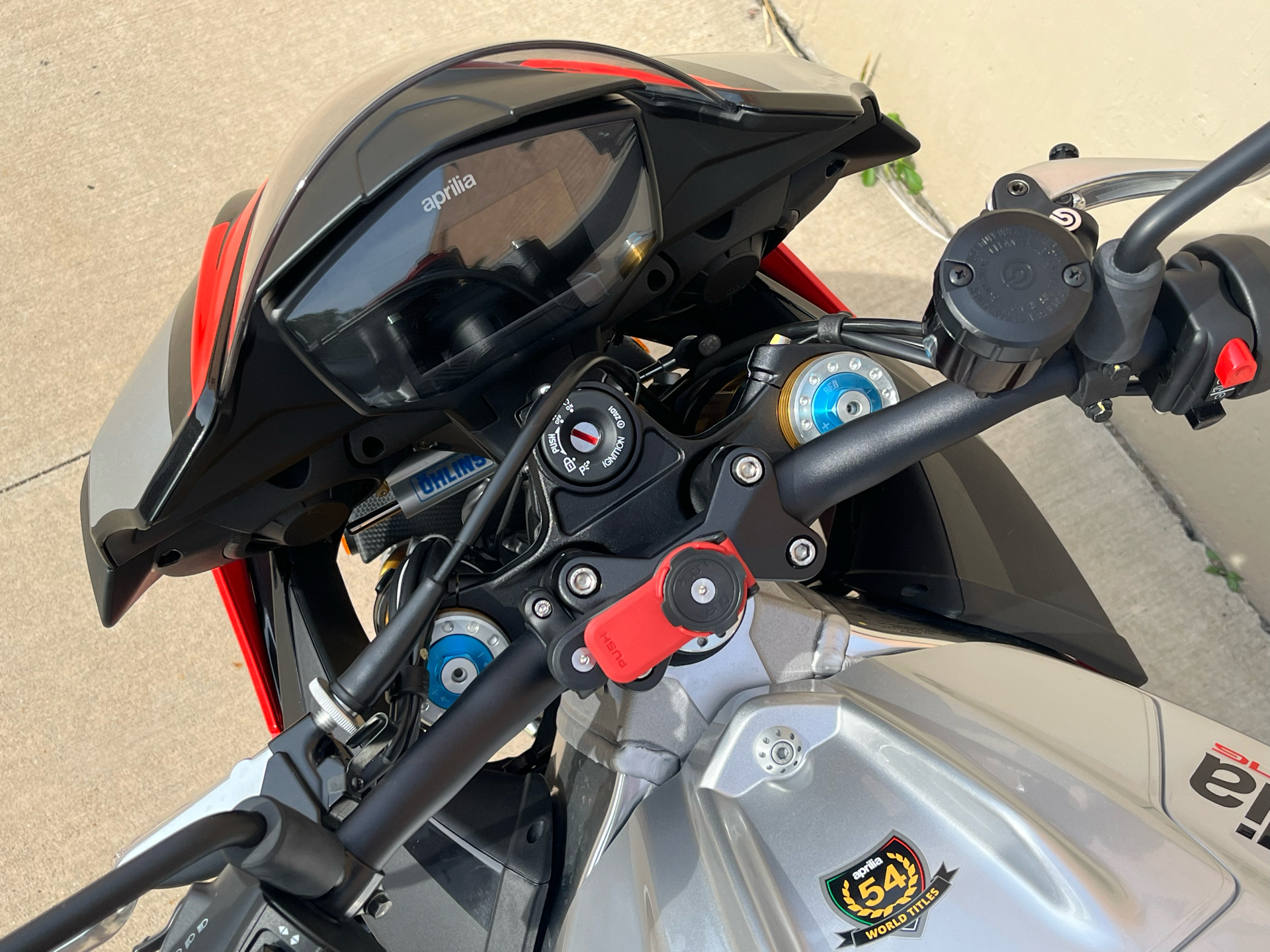 2018 Aprilia Tuono V4 Factory 1100 ABS in Roselle, Illinois - Photo 17