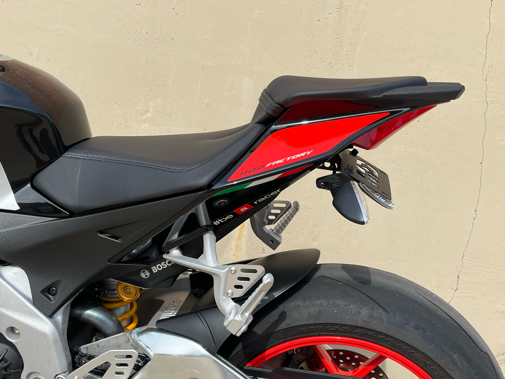 2018 Aprilia Tuono V4 Factory 1100 ABS in Roselle, Illinois - Photo 23