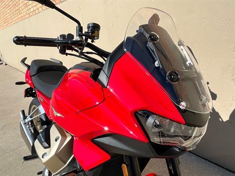 2023 Moto Guzzi V100 Mandello in Roselle, Illinois - Photo 6
