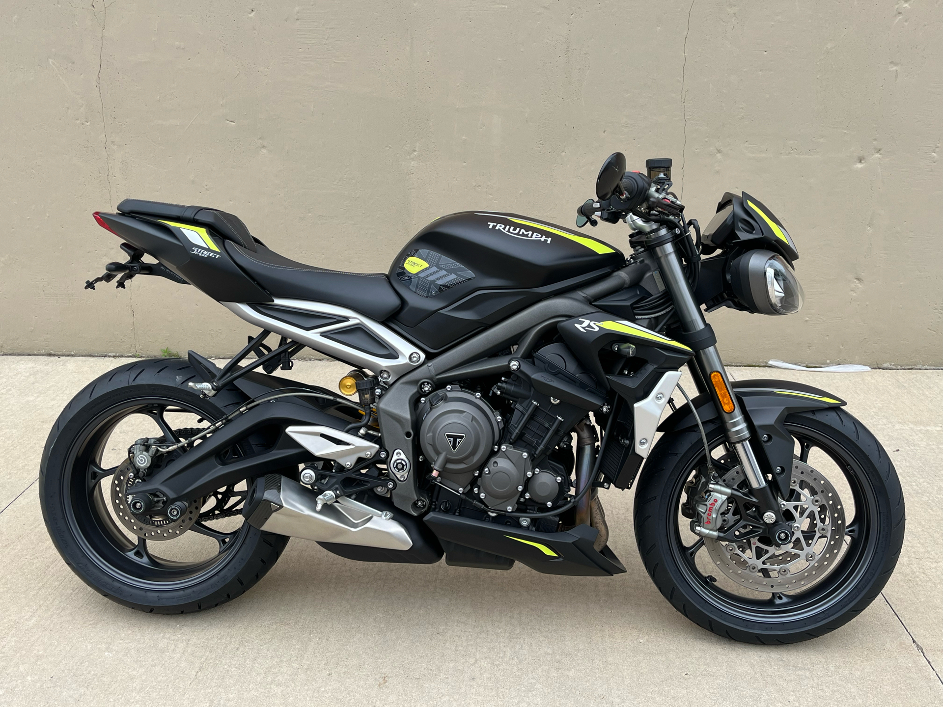 2021 Triumph Street Triple RS in Roselle, Illinois - Photo 1