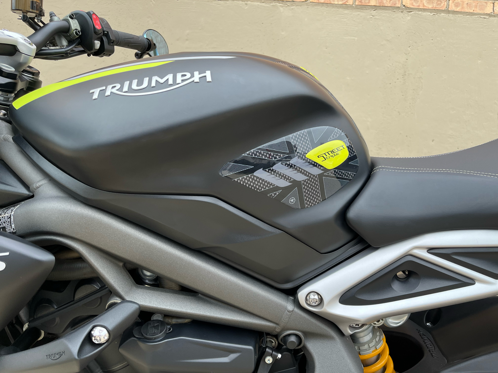 2021 Triumph Street Triple RS in Roselle, Illinois - Photo 29