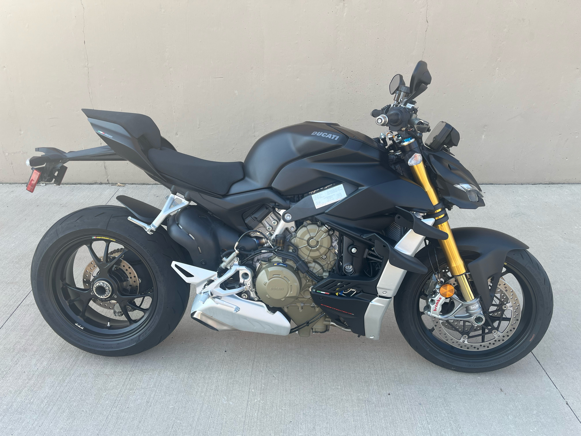 2022 Ducati Streetfighter V4 S in Roselle, Illinois - Photo 1