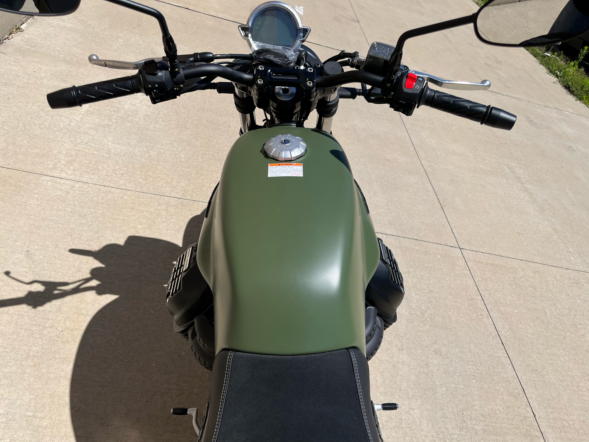 2024 Moto Guzzi V7 Stone in Roselle, Illinois - Photo 11