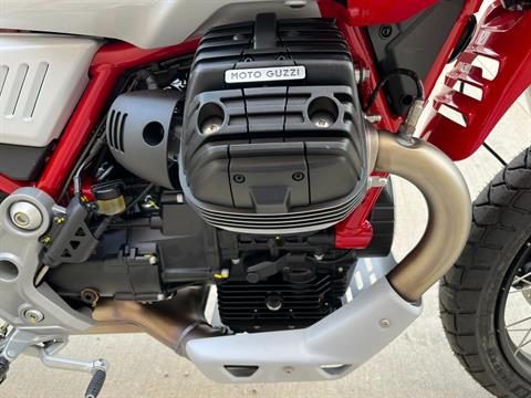 2022 Moto Guzzi V85 TT Adventure E5 in Roselle, Illinois - Photo 17