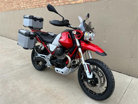 2022 Moto Guzzi V85 TT Adventure in Roselle, Illinois - Photo 2
