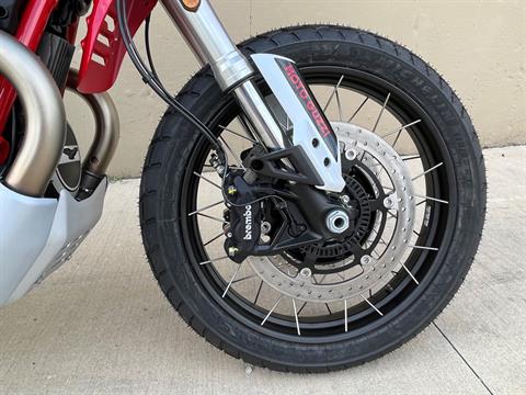 2022 Moto Guzzi V85 TT Adventure E5 in Roselle, Illinois - Photo 5