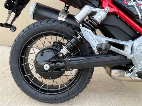 2022 Moto Guzzi V85 TT Adventure E5 in Roselle, Illinois - Photo 22