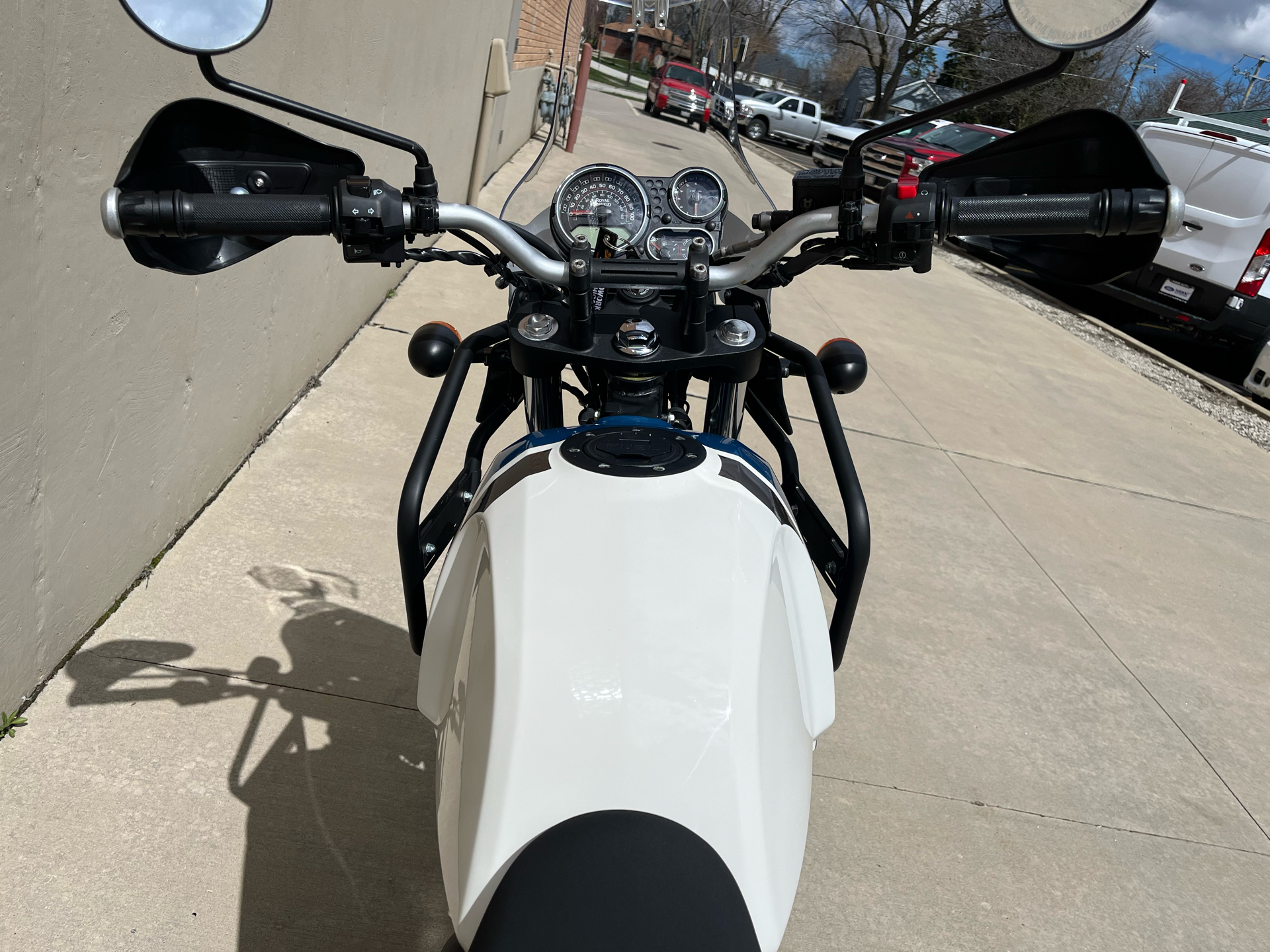 2023 Royal Enfield Himalayan in Roselle, Illinois - Photo 10