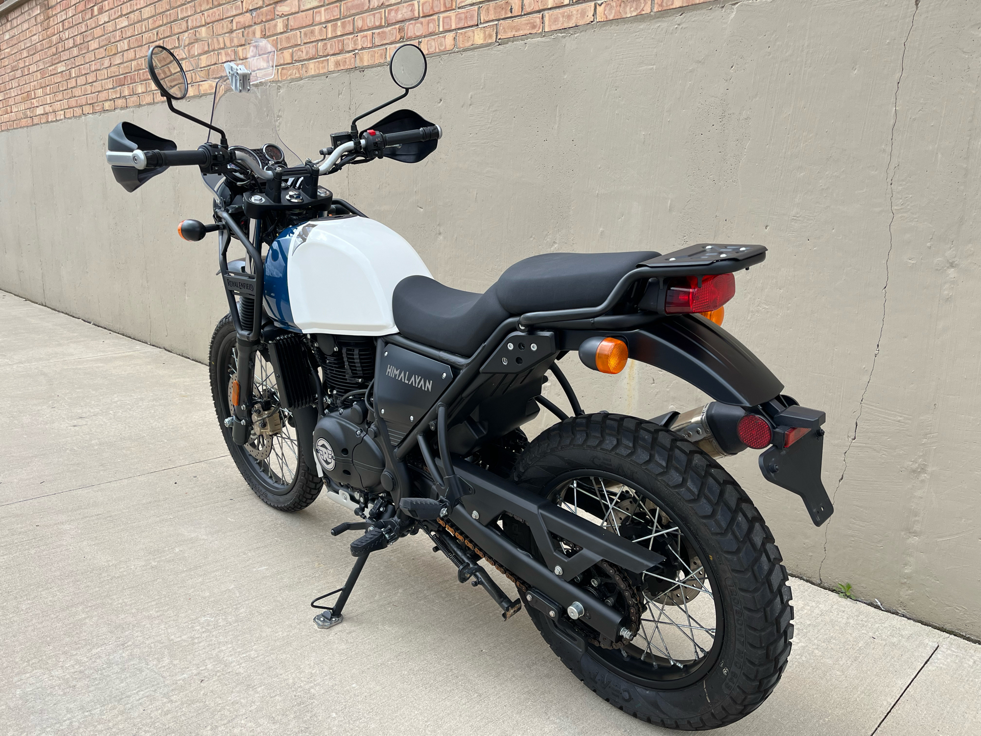 2023 Royal Enfield Himalayan in Roselle, Illinois - Photo 15