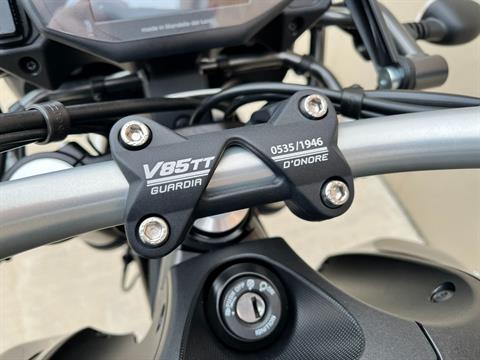 2022 Moto Guzzi V85 TT Guardia D’onore in Roselle, Illinois - Photo 10