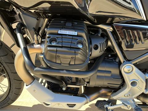 2022 Moto Guzzi V85 TT Guardia D’onore E5 in Roselle, Illinois - Photo 13