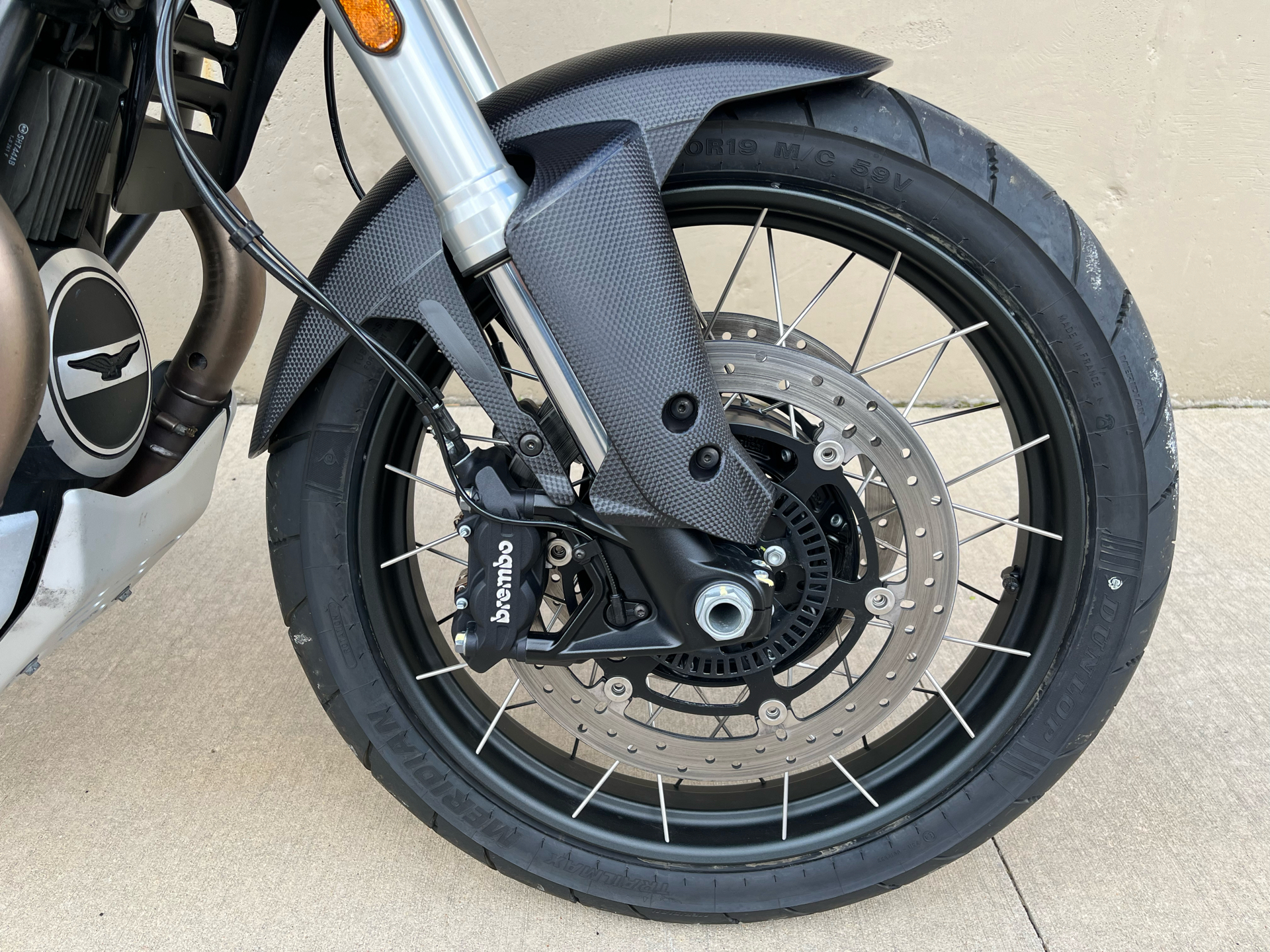 2022 Moto Guzzi V85 TT Guardia D’onore in Roselle, Illinois - Photo 5