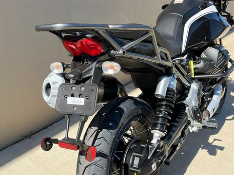 2022 Moto Guzzi V85 TT Guardia D’onore E5 in Roselle, Illinois - Photo 18