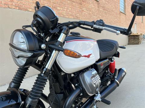 2024 Moto Guzzi V7 Stone Ten in Roselle, Illinois - Photo 15