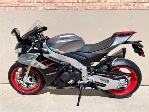 2024 Aprilia RSV4 1100 in Roselle, Illinois - Photo 6