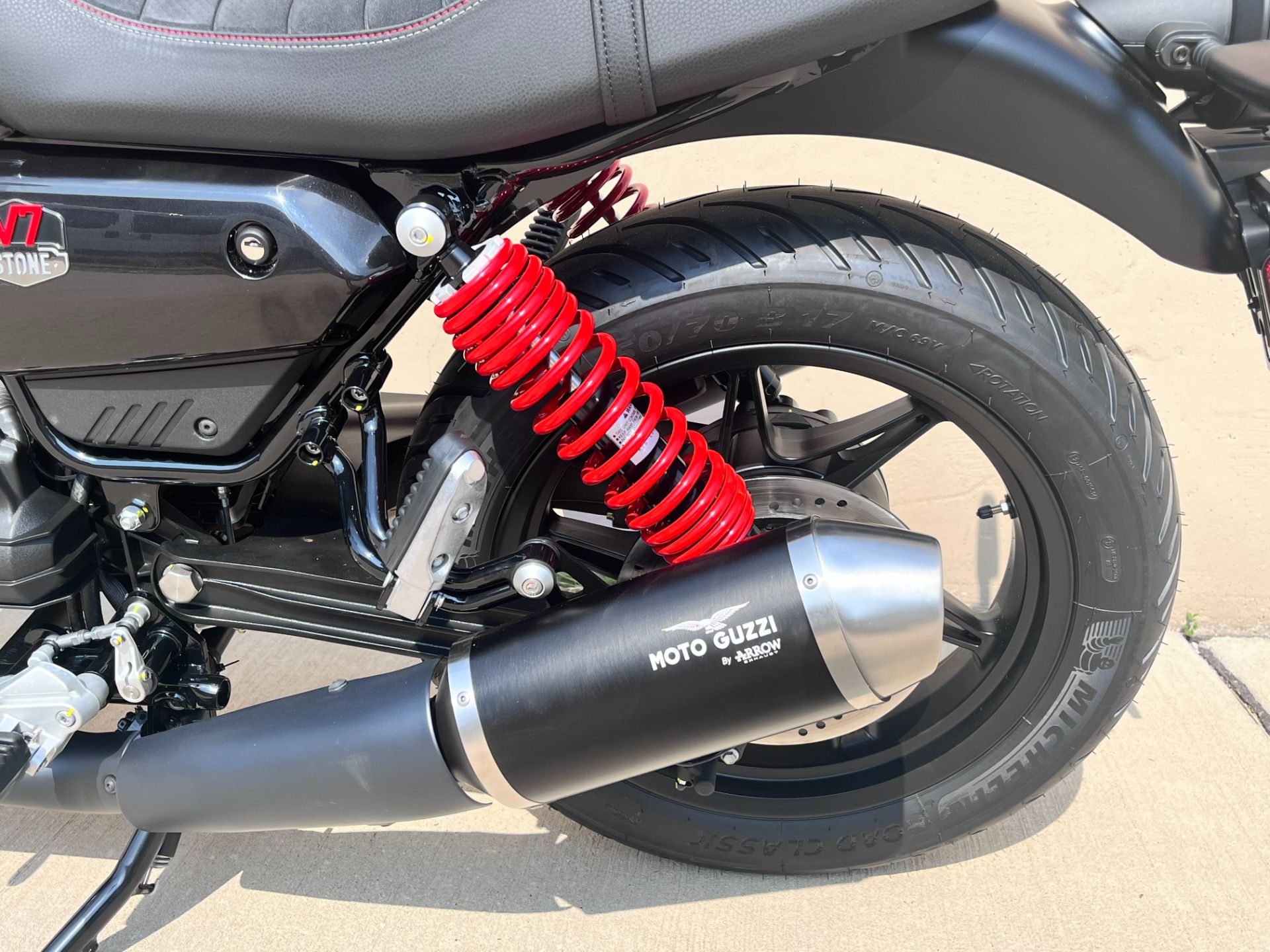 2024 Moto Guzzi V7 Special Edition in Roselle, Illinois - Photo 13