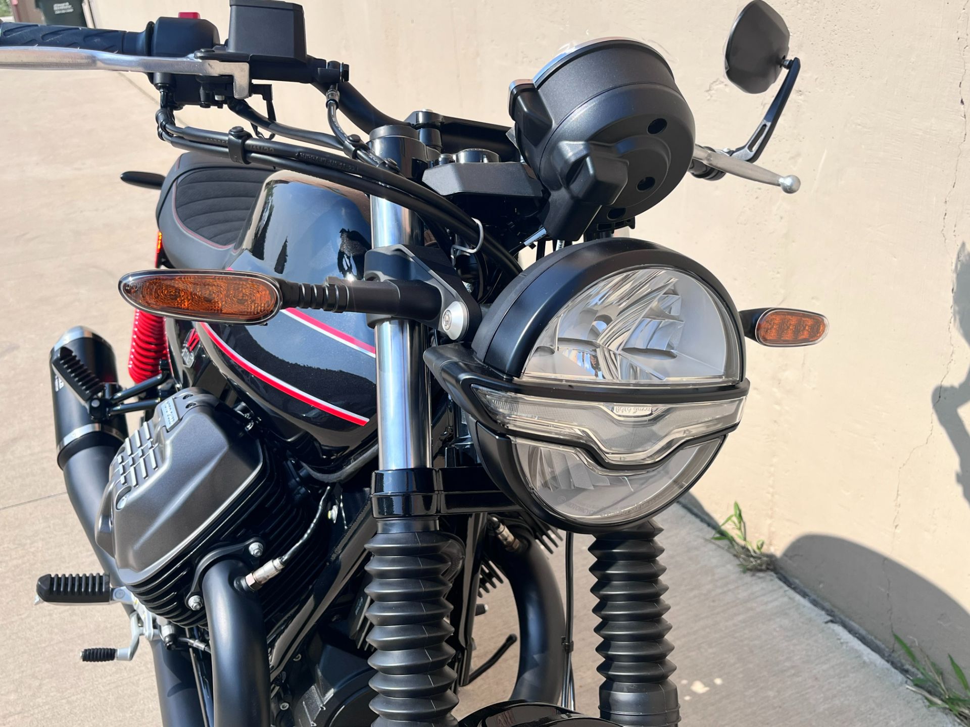 2024 Moto Guzzi V7 Special Edition in Roselle, Illinois - Photo 5