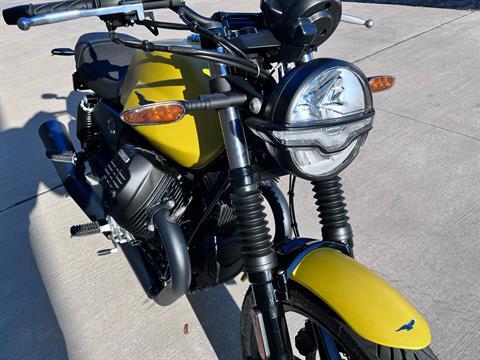 2023 Moto Guzzi V7 Stone in Roselle, Illinois - Photo 4