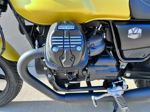 2023 Moto Guzzi V7 Stone in Roselle, Illinois - Photo 15