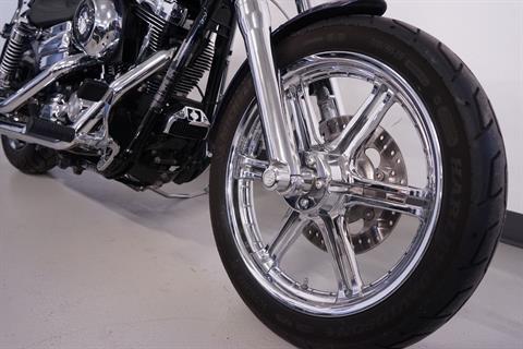 2010 Harley-Davidson Dyna® Super Glide® Custom in Roselle, Illinois - Photo 16