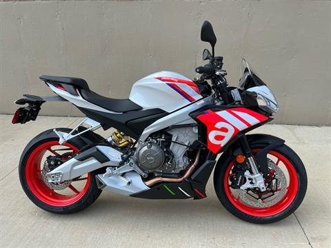 2024 Aprilia Tuono 660 Factory in Roselle, Illinois - Photo 1