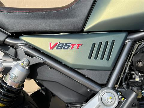 2022 Moto Guzzi V85 TT E5 in Roselle, Illinois - Photo 16