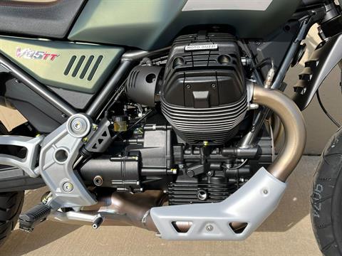 2022 Moto Guzzi V85 TT in Roselle, Illinois - Photo 18