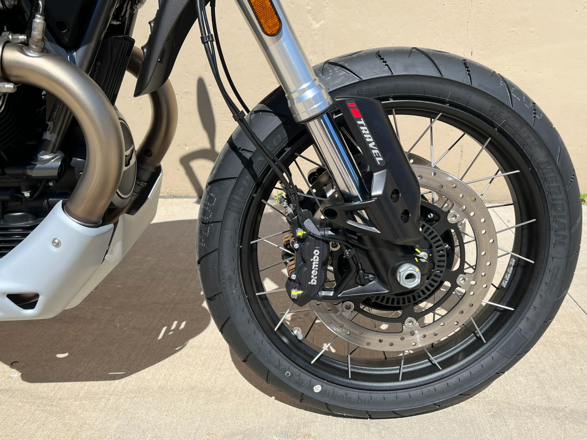 2023 Moto Guzzi V85 TT Travel in Roselle, Illinois - Photo 21