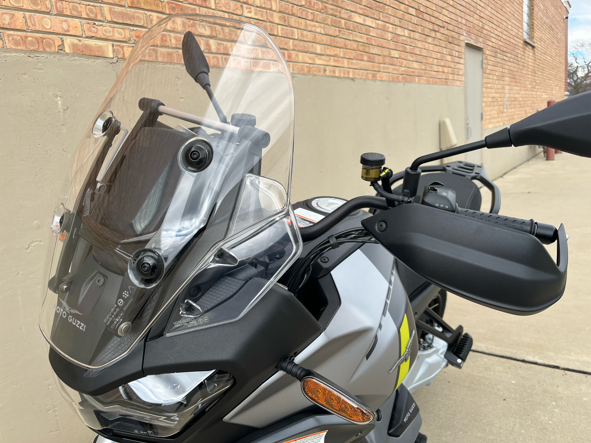 2024 Moto Guzzi Stelvio in Roselle, Illinois - Photo 16