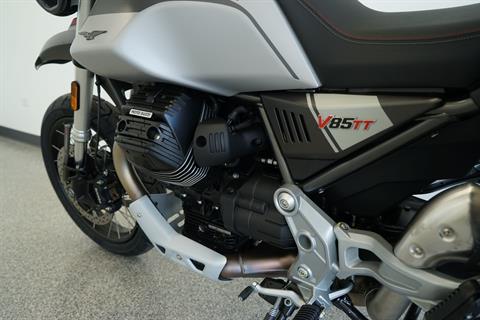 2022 Moto Guzzi V85 TT Travel E5 in Roselle, Illinois - Photo 17