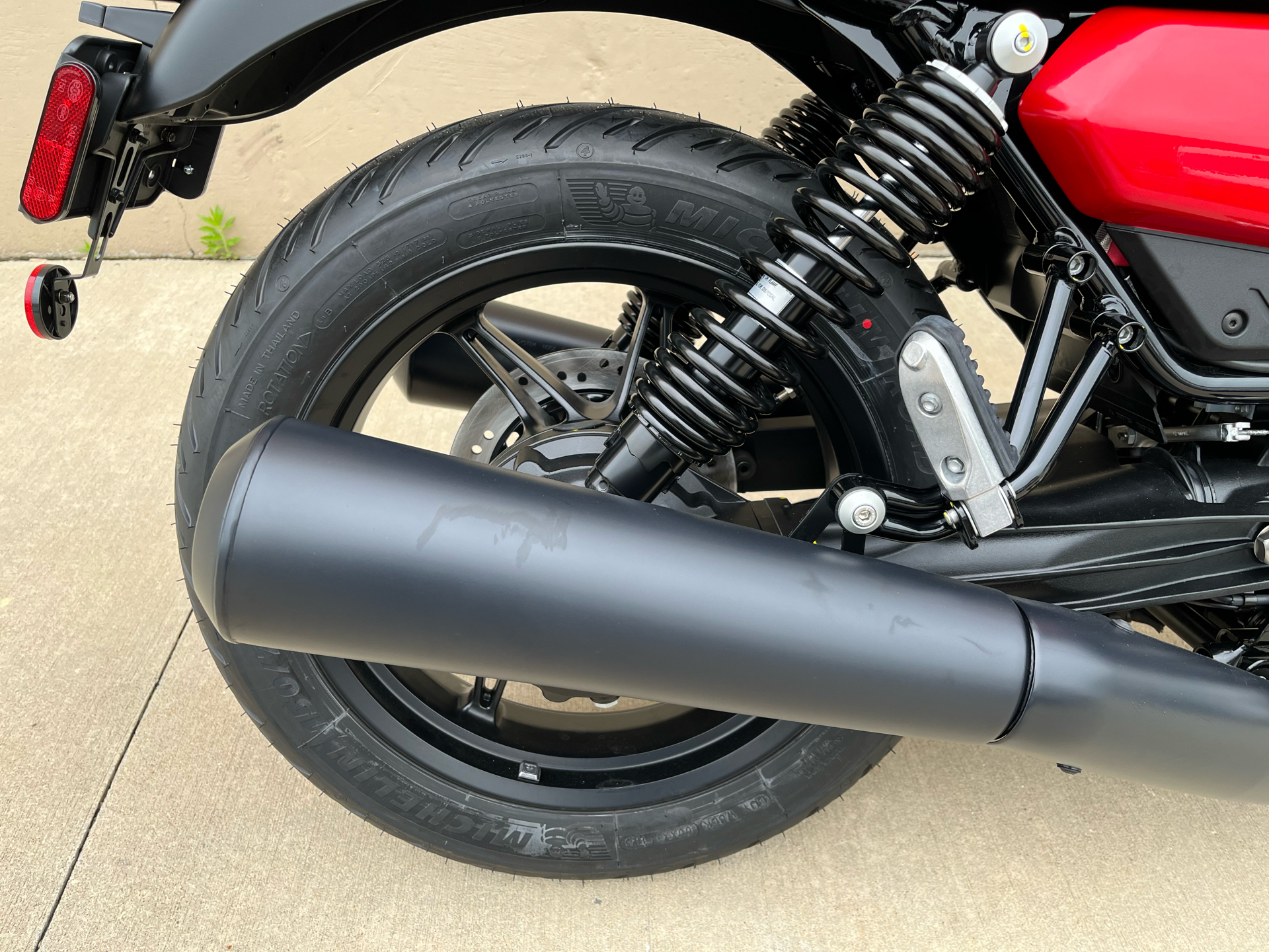 2024 Moto Guzzi V7 Stone Corsa in Roselle, Illinois - Photo 14