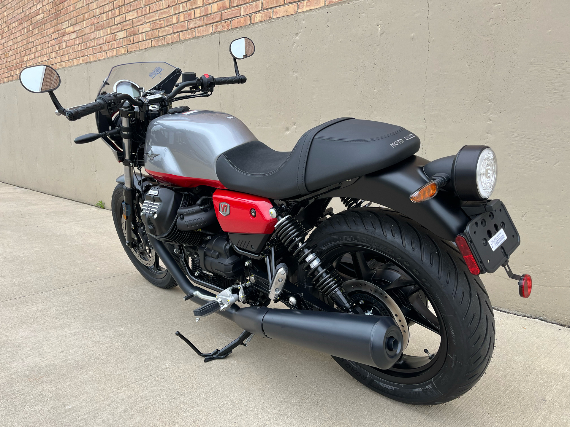 2024 Moto Guzzi V7 Stone Corsa in Roselle, Illinois - Photo 18