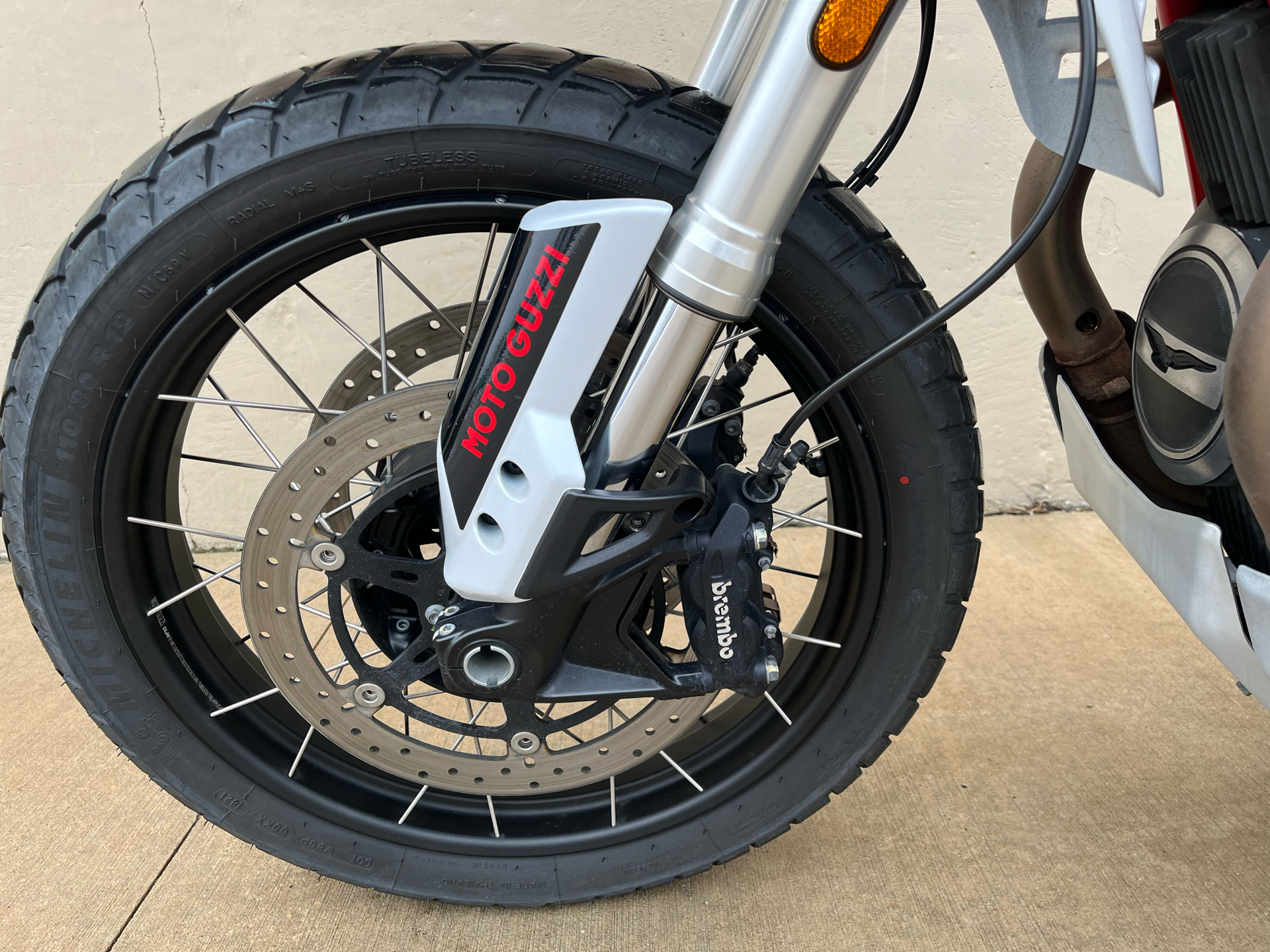2022 Moto Guzzi V85 TT Adventure in Roselle, Illinois - Photo 18