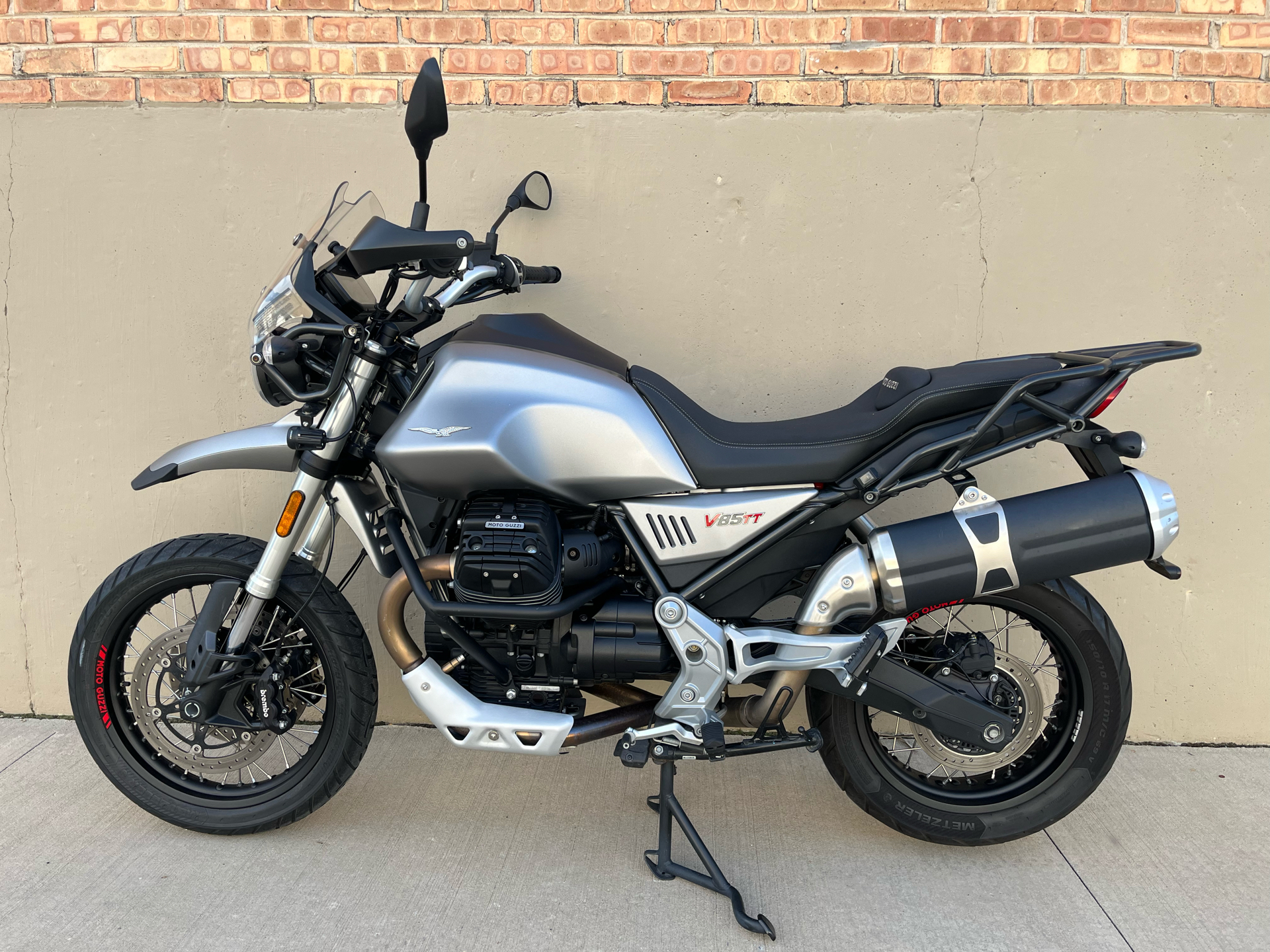 2020 Moto Guzzi V85 TT in Roselle, Illinois - Photo 11