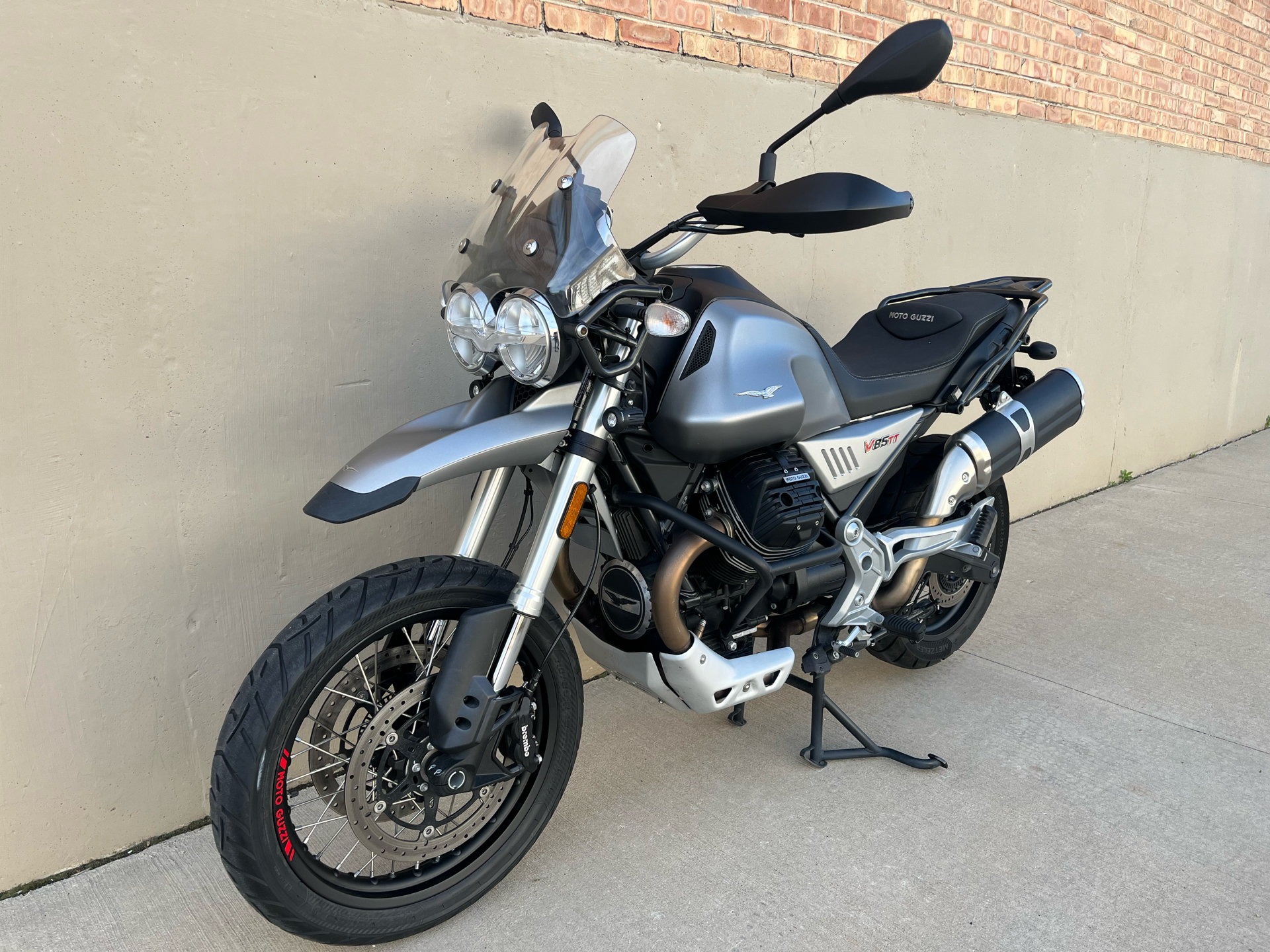 2020 Moto Guzzi V85 TT in Roselle, Illinois - Photo 12