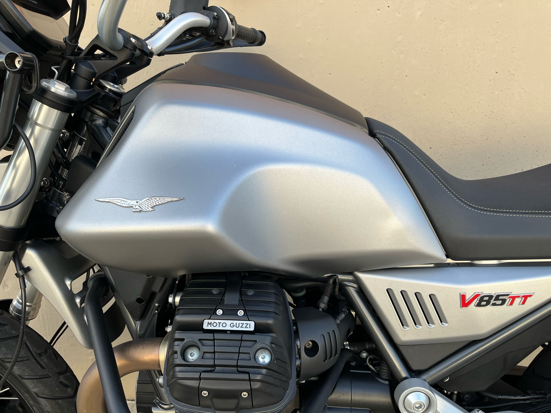 2020 Moto Guzzi V85 TT in Roselle, Illinois - Photo 17