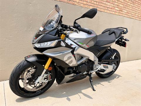 2024 Aprilia Tuono V4 1100 in Roselle, Illinois - Photo 11