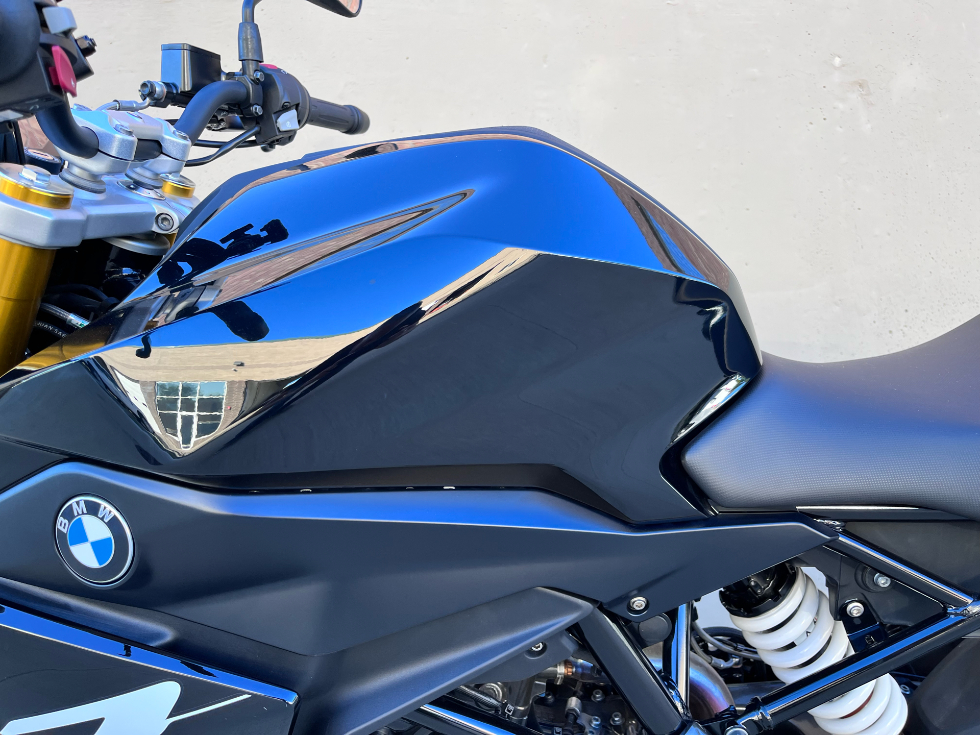2022 BMW G 310 R in Roselle, Illinois - Photo 20