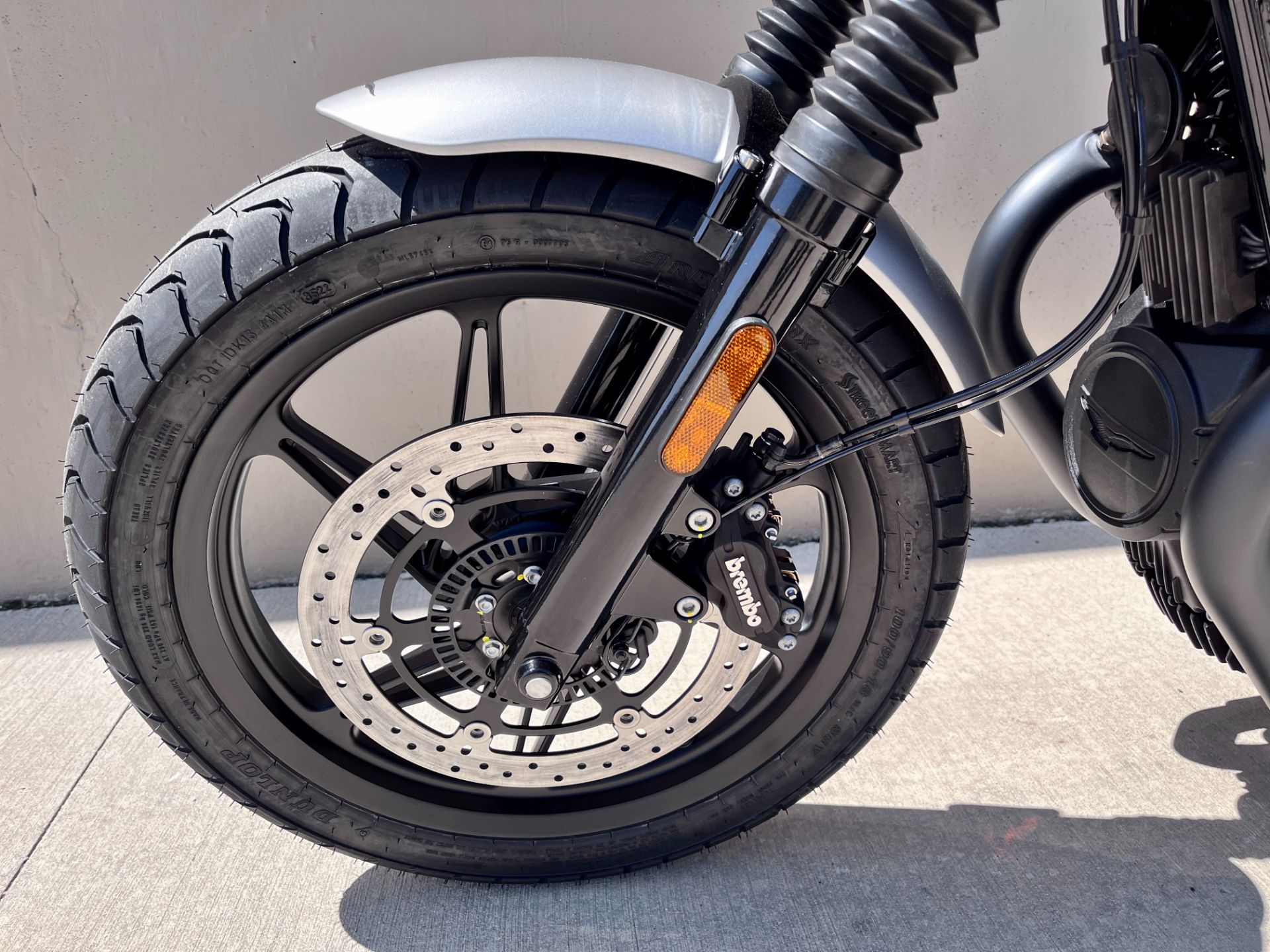 2023 Moto Guzzi V7 Stone in Roselle, Illinois - Photo 11