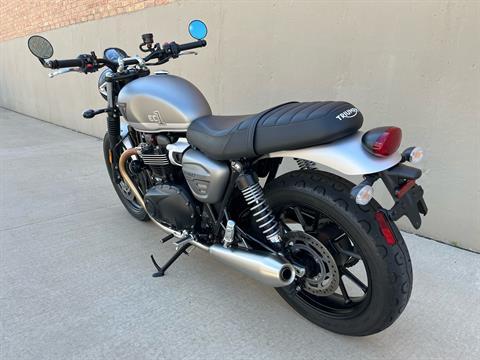 2022 Triumph Street Twin EC1 Special Edition in Roselle, Illinois - Photo 13