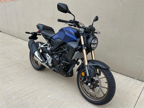 2022 Honda CB300R ABS in Roselle, Illinois - Photo 2