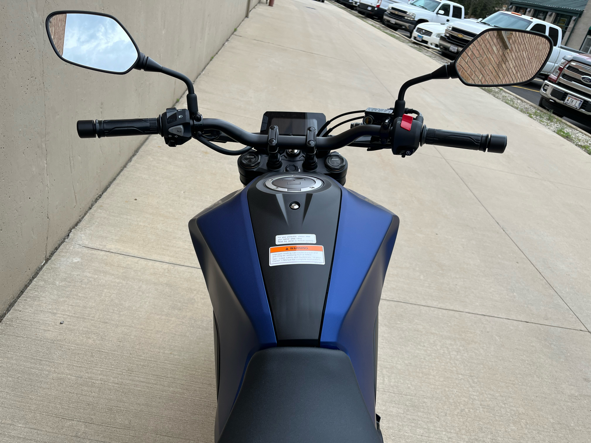 2022 Honda CB300R ABS in Roselle, Illinois - Photo 6
