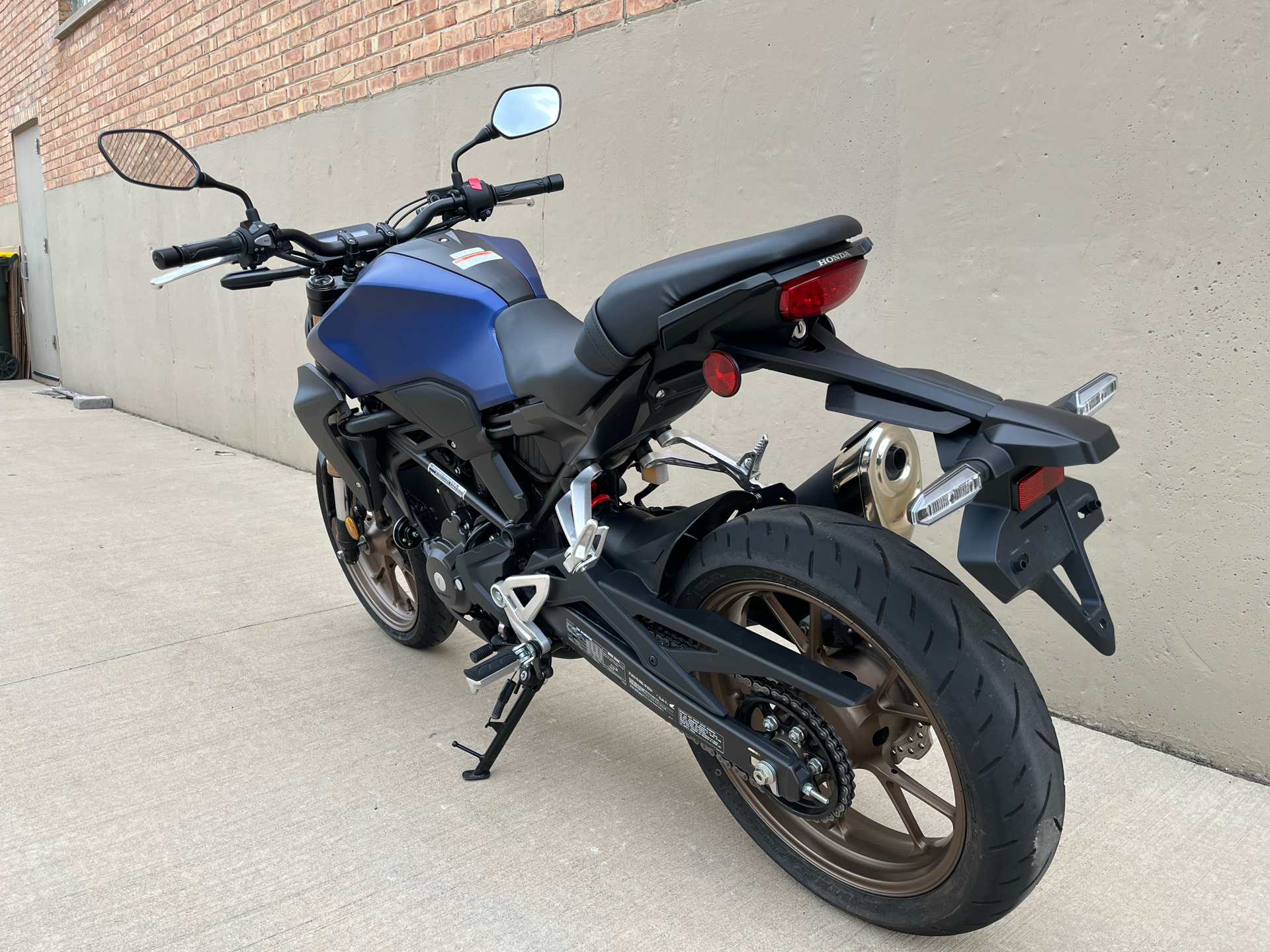 2022 Honda CB300R ABS in Roselle, Illinois - Photo 17