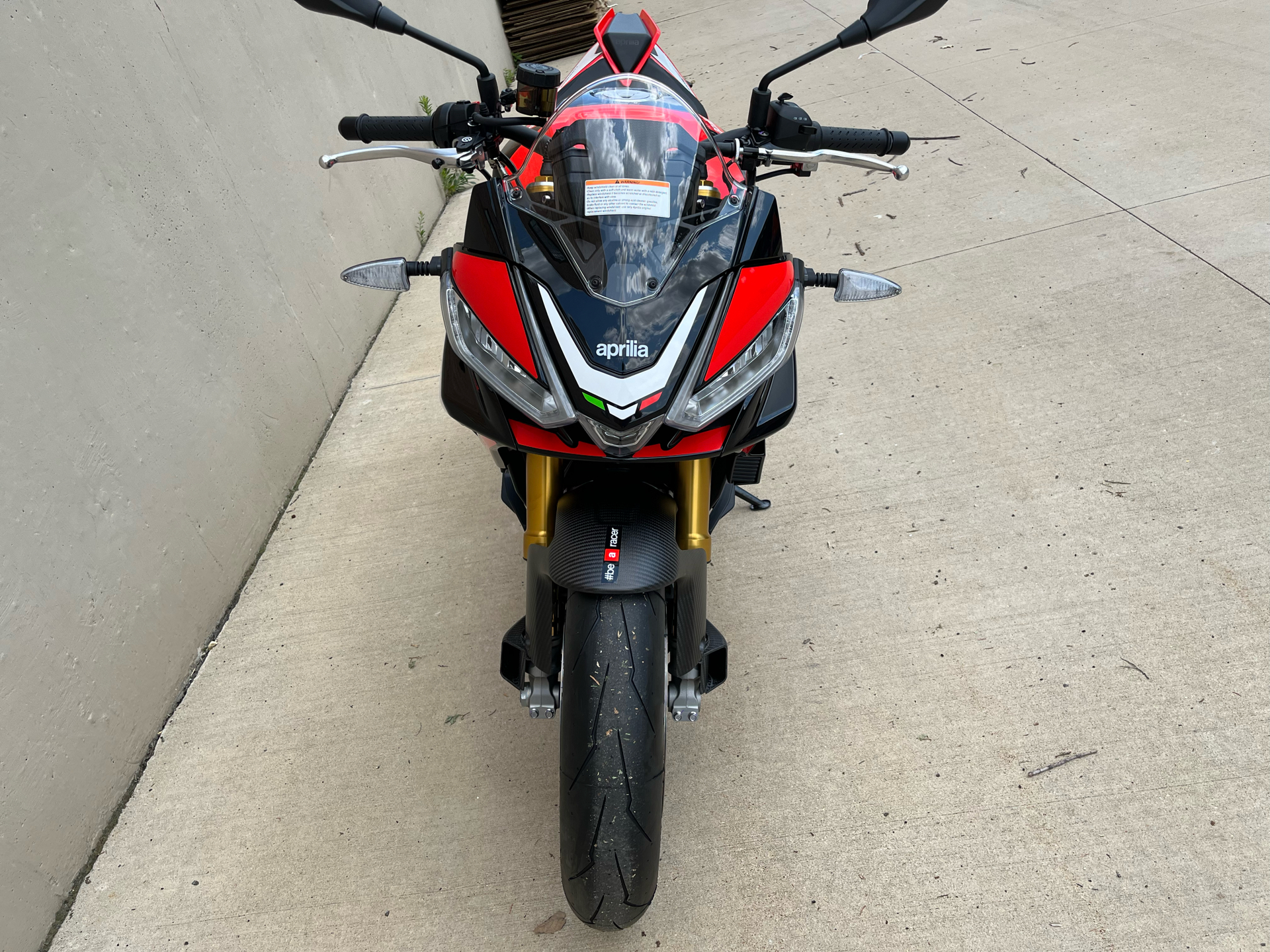 2024 Aprilia Tuono V4 Factory 1100 in Roselle, Illinois - Photo 17